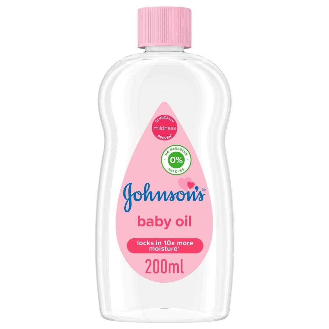 Johnson & Johnson Baby Oil 200 mL - 58771